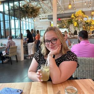 Meet your Posher, Maggie